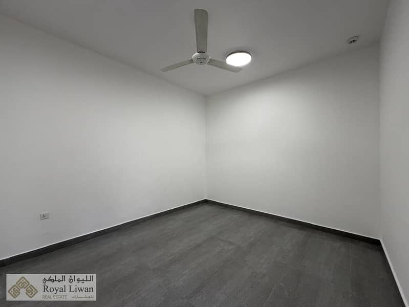 2 166bc40a-95ab-4970-bfa9-6fde8b45a67e. jpg