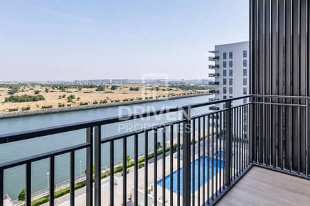 Studio for Rent in Yas Island, Abu Dhabi - Fully Furnished | Pool & Canal View | Monthly Rent