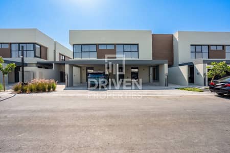 3 Schlafzimmer Villa zum zum Verkauf in California Village, Dubai - Villa in California Village,California Residences, 3 schlafzimmer, 4350000 AED - 16382397 3 Schlafzimmer Villa zum zum Verkauf in California Village, Dubai - Villa in California Village,California Residences, 3 schlafzimmer, 4350000 AED - 16382397