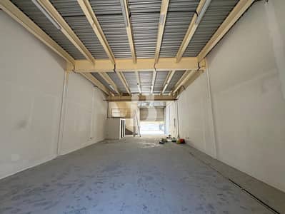 Warehouse for Rent in Al Qusais, Dubai - NO DREC | 51 kW | Mezzanine | No Agents Warehouse for Rent in Al Qusais, Dubai - NO DREC | 51 kW | Mezzanine | No Agents