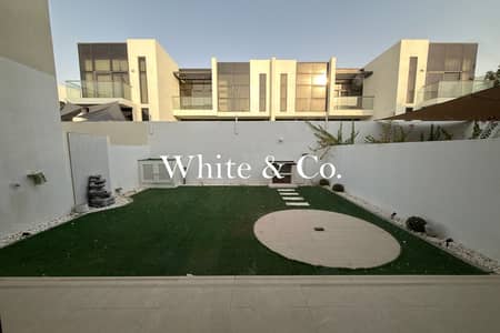 3 Slaapkamers Townhouse te Huur in DAMAC Hills 2 (Akoya by DAMAC), Dubai - Rijwoning in DAMAC Hills 2 (Akoya by DAMAC),Amazonia, 3 slaapkamers, 125000 AED - 16339107 3 Slaapkamers Townhouse te Huur in DAMAC Hills 2 (Akoya by DAMAC), Dubai - Rijwoning in DAMAC Hills 2 (Akoya by DAMAC),Amazonia, 3 slaapkamers, 125000 AED - 16339107