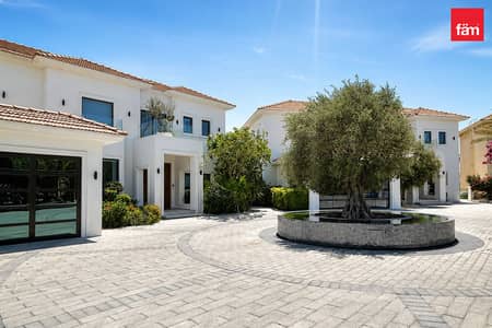 7 Bedroom Villa for Sale in Jumeirah Islands, Dubai - Unique Duel Villa I GYM I Sauna I Cinema Room