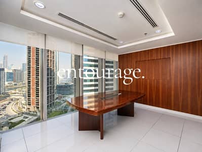 Office for Sale in Business Bay, Dubai - Partitioned | 5 parkings | Mid floor