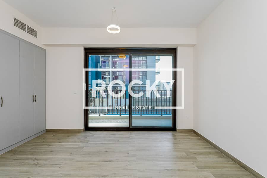 10 JVC - 007 Building - Apartment-3221. jpg