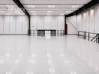 Warehouse zum Miete in Al Quoz, Dubai - Lagerhalle in Al Quoz,Al Quoz 4, 359000 AED - 16384727 Warehouse zum Miete in Al Quoz, Dubai - Lagerhalle in Al Quoz,Al Quoz 4, 359000 AED - 16384727