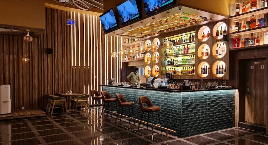 28 Bar in Al Marjan. jpg