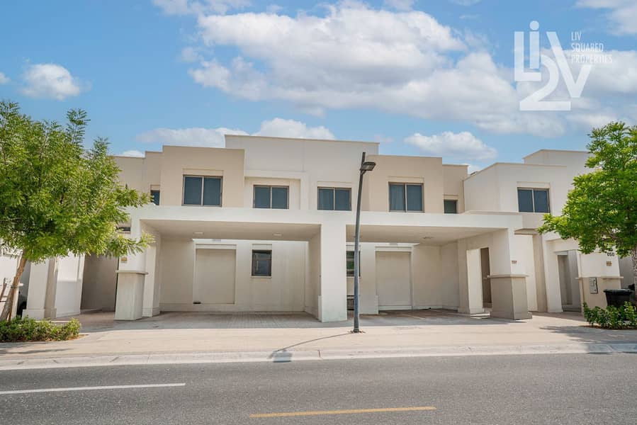 Таунхаус в Таун Сквер,Захра Таунхаусы, 3 cпальни, 2850000 AED - 16385625 Таунхаус в Таун Сквер,Захра Таунхаусы, 3 cпальни, 2850000 AED - 16385625