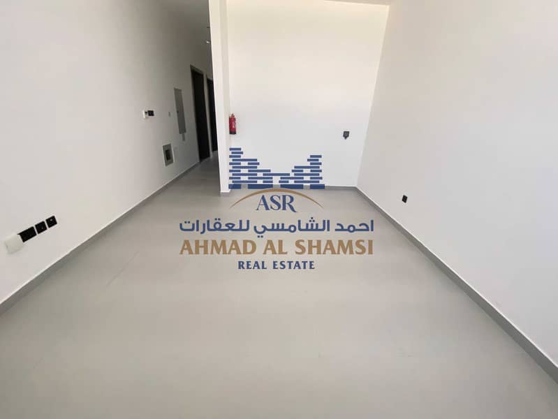 32 6a8fb96e-09ac-473b-acf3-dfb3d690df8b. jpg