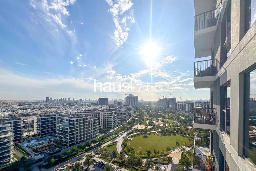 Park and Burj Views | Available Now | Corner Unit Park and Burj Views | Available Now | Corner Unit