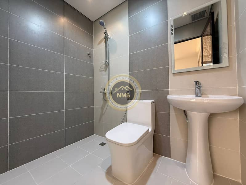 10 6. jpg