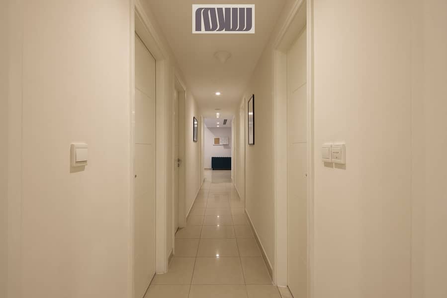 10 60_Retouch preview. jpg