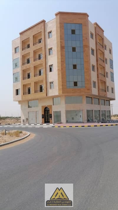 10+ Beds Building for Rent in Al Alia, Ajman - Gemini_Generated_Image_bxcf0lbxcf0lbxcf. jpg 10+ Beds Building for Rent in Al Alia, Ajman - Gemini_Generated_Image_bxcf0lbxcf0lbxcf. jpg