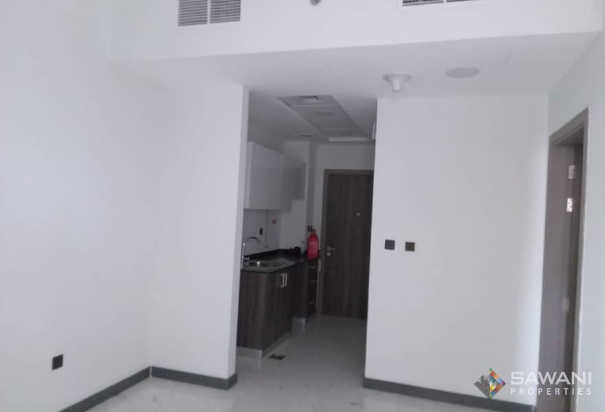 4 image_4