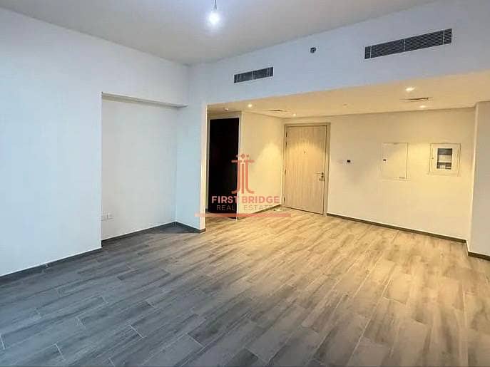 Huge Terrace | Spacious | Community View Huge Terrace | Spacious | Community View
