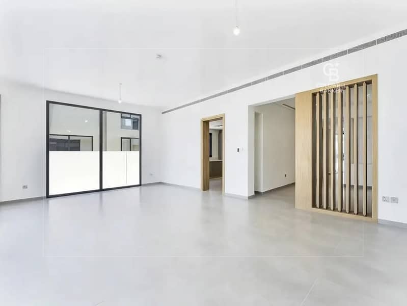 Huge Plot | Ready to move in | Spacious Layout Huge Plot | Ready to move in | Spacious Layout