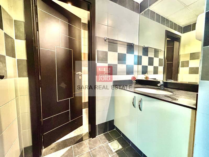 14 7.0 Sink & Toilet. JPG