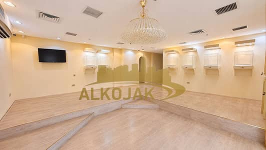 Shop para en Alquiler en Al Nahyan, Abu Dhabi - Commercial - 1. png