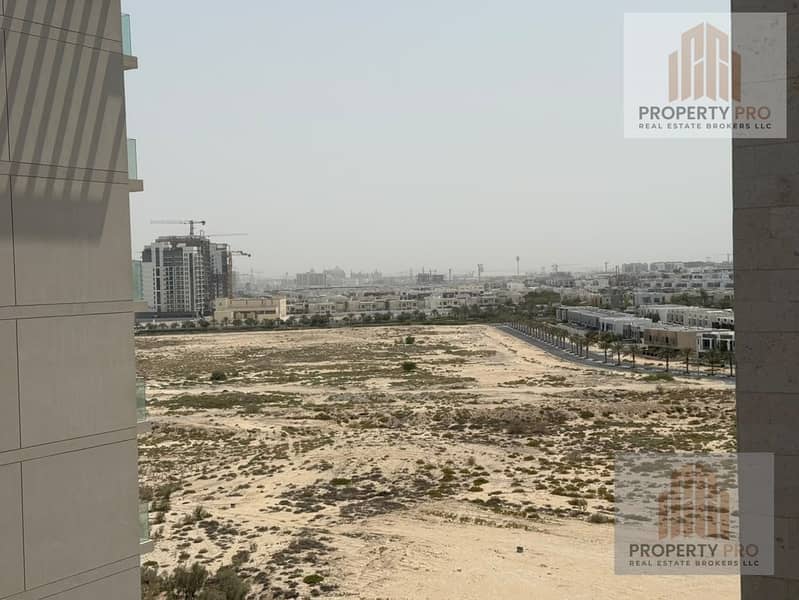 10 Image 10