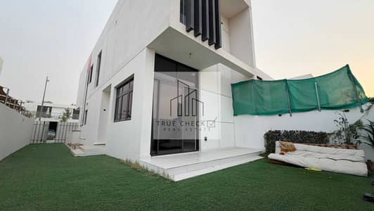 3 habitaciones Townhouse para en Venta en DAMAC Hills 2 (Akoya by DAMAC), Dubai - WhatsApp Image 2026-09-03 at 6.16. 16 PM (1). jpeg 3 habitaciones Townhouse para en Venta en DAMAC Hills 2 (Akoya by DAMAC), Dubai - WhatsApp Image 2026-09-03 at 6.16. 16 PM (1). jpeg