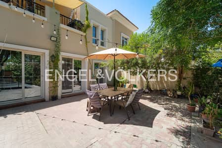 3 Bedroom Townhouse for Sale in Arabian Ranches, Dubai - Walk to the Pool | Single Row | Private Garden