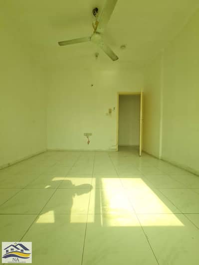1 habitación Apartamento para en Alquiler en Abu Shagara, Sharjah - 1000027987. jpg 1 habitación Apartamento para en Alquiler en Abu Shagara, Sharjah - 1000027987. jpg