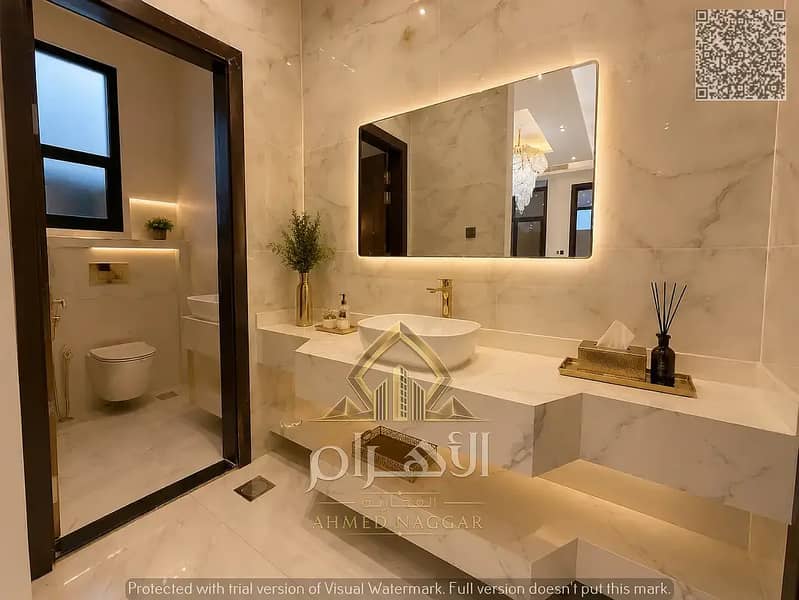 8 862684548-1066x800. webp