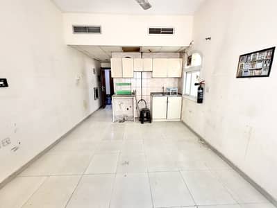 Estudio para en Alquiler en Muwaileh, Sharjah - IMG_1025. jpeg Estudio para en Alquiler en Muwaileh, Sharjah - IMG_1025. jpeg