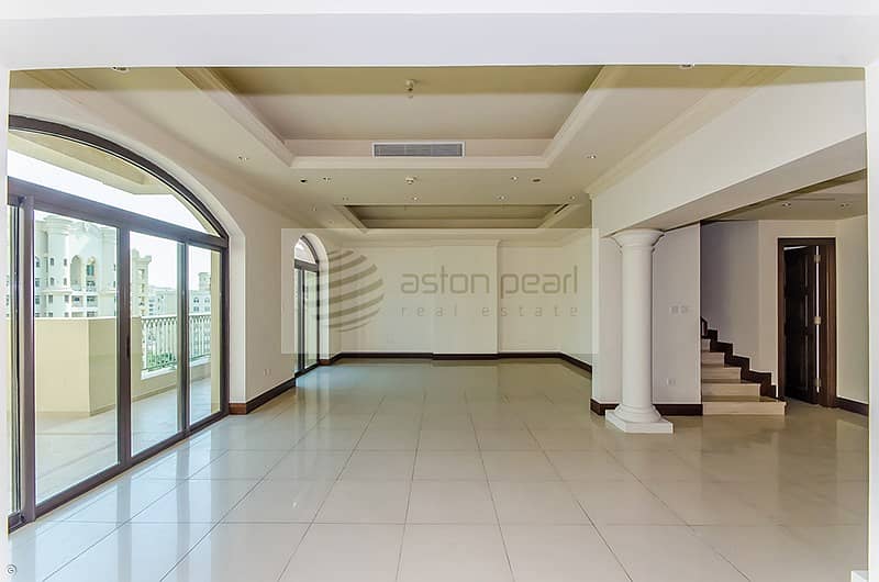 Park Terrace Duplex-Penthouse 3BR + Maid