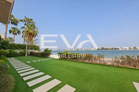 5 Bedroom Villa for Rent in Palm Jumeirah, Dubai - GARDEN LOBBY | PRIVATE BEACH | AVAILABLE OCT