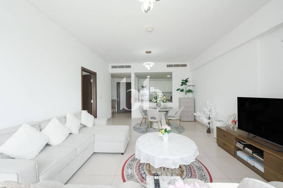 2 DSC 01883