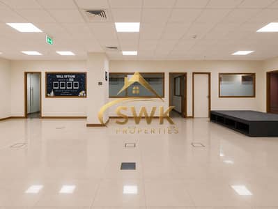 Showroom in affitto a Bur Dubai, Dubai - ChatGPT Image Aug 14, 2026, 05_25_23 PM. png