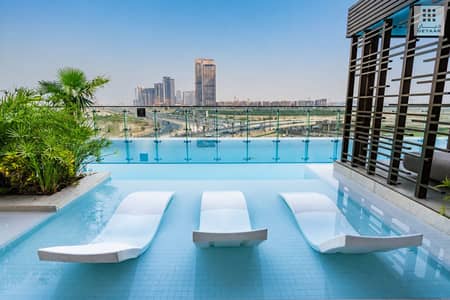 2 Bedroom Flat for Rent in Business Bay, Dubai - Regalia by Deyaar - In-Pool Loungers. jpg