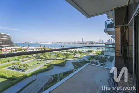 2 habitaciones Apartamento para en Venta en Palm Jumeirah, Dubai - Apartamento en Palm Jumeirah,The Crescent,Th8, 2 dormitorios, 5500000 AED - 16391613 2 habitaciones Apartamento para en Venta en Palm Jumeirah, Dubai - Apartamento en Palm Jumeirah,The Crescent,Th8, 2 dormitorios, 5500000 AED - 16391613