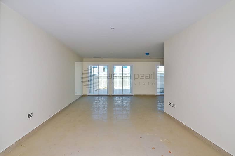 Huge 2 BR+M Townhouse Huge 2 BR+M Townhouse