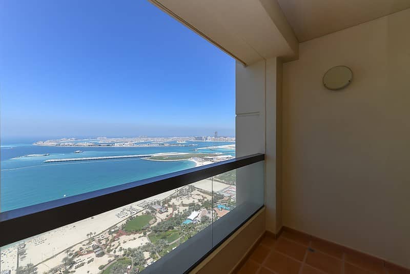 SEA VIEW 4BR | Upgraded and Roche Boboise Finished