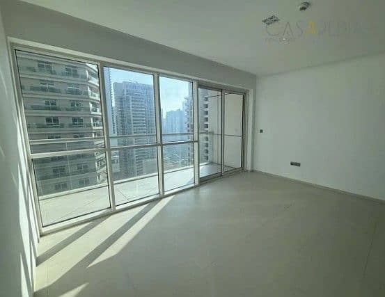 2 807 WA1 LIVING. jpg