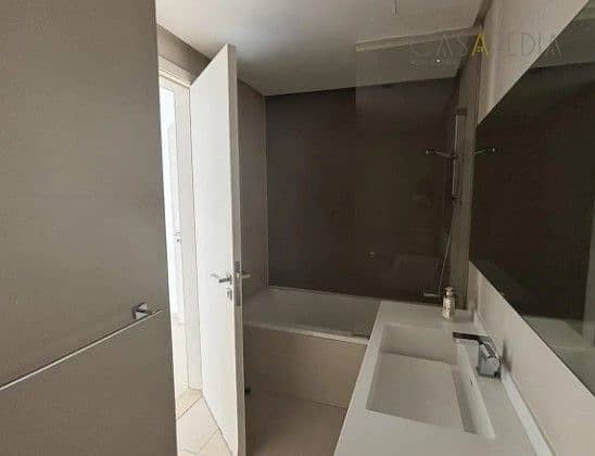 10 807 WA1 BATH 2. jpg