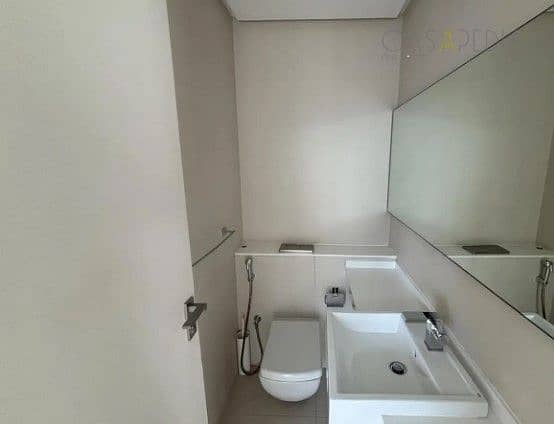 11 807 WA1 BATH 1. jpg
