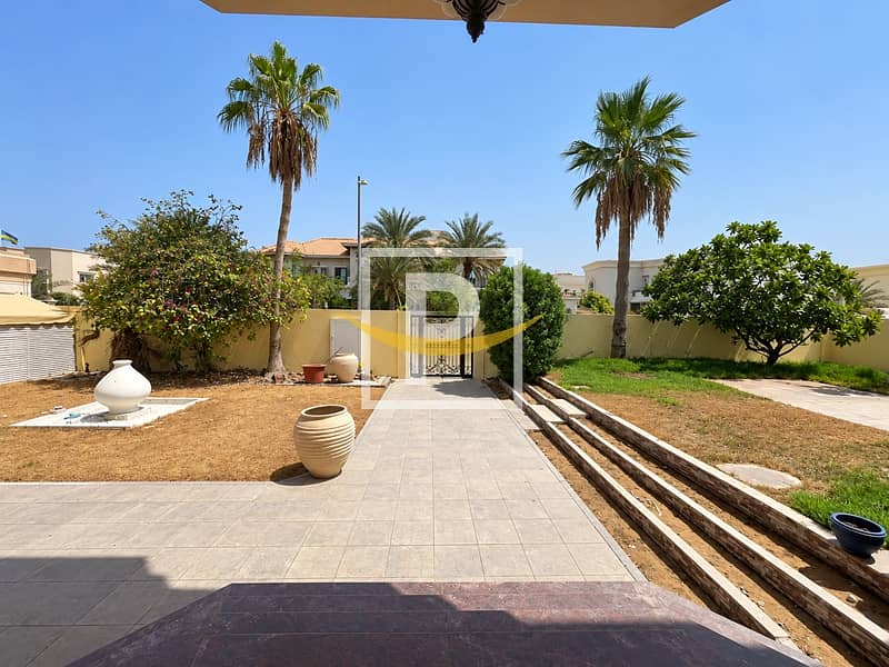 Villa in Umm Suqeim,Umm Suqeim 1, 5 schlafzimmer, 800000 AED - 16386702 Villa in Umm Suqeim,Umm Suqeim 1, 5 schlafzimmer, 800000 AED - 16386702