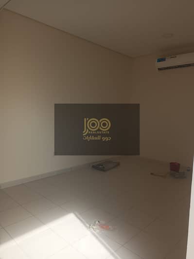 2 Bedroom Flat for Rent in Al Maqtaa, Umm Al Quwain - WhatsApp Image 2026-08-27 at 4.07. 10 PM. jpeg 2 Bedroom Flat for Rent in Al Maqtaa, Umm Al Quwain - WhatsApp Image 2026-08-27 at 4.07. 10 PM. jpeg