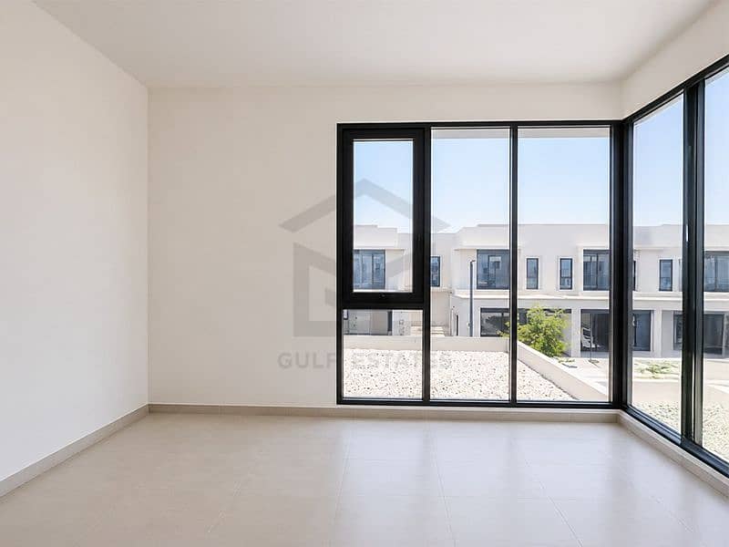 6 Jebel Ali Village 19. jpg