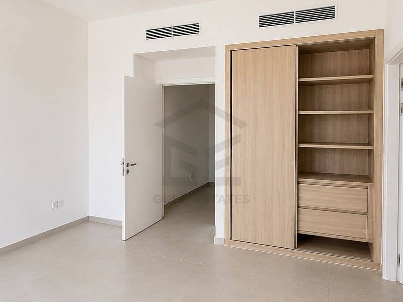 7 Jebel Ali Village 12. jpg