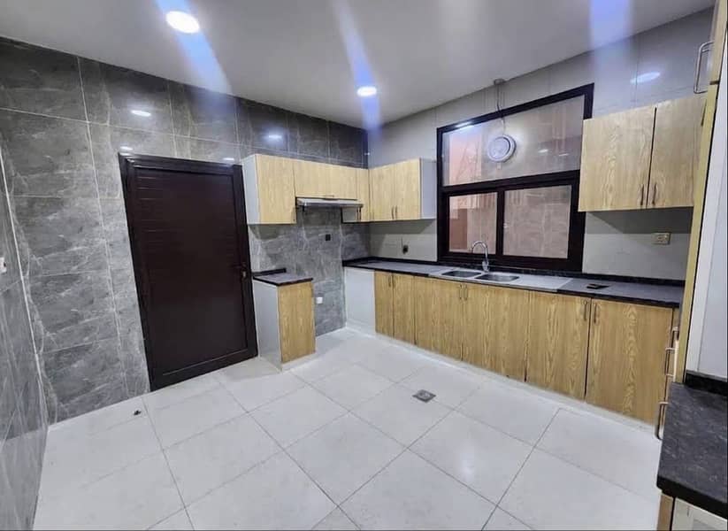 7 7a187fab-de79-4089-9514-d715aa8bed99. jpg