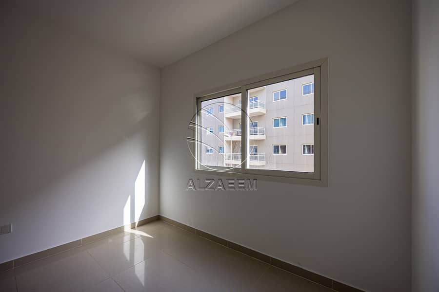 14 021A1056. jpg