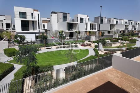4 Bedroom Villa for Sale in Arabian Ranches 3, Dubai - On the Park | Close to Amenities | Ready to Move