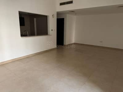 2 Bedroom Flat for Sale in Jumeirah Village Circle (JVC), Dubai - Central Location |Pool View |Vacant on Transfer