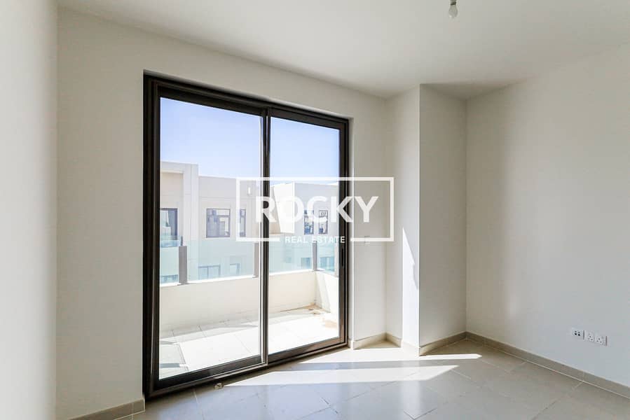 3 Mira Oasis - Bed room (1). JPG