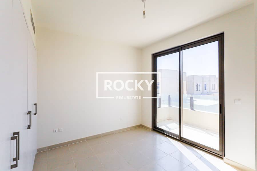 9 Mira Oasis - Bed room (8). JPG