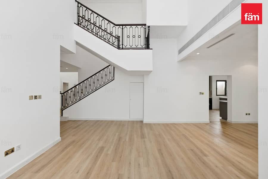 Villa in Palm Jumeirah,Canal Cove, 4 slaapkamers, 590000 AED - 16396482 Villa in Palm Jumeirah,Canal Cove, 4 slaapkamers, 590000 AED - 16396482
