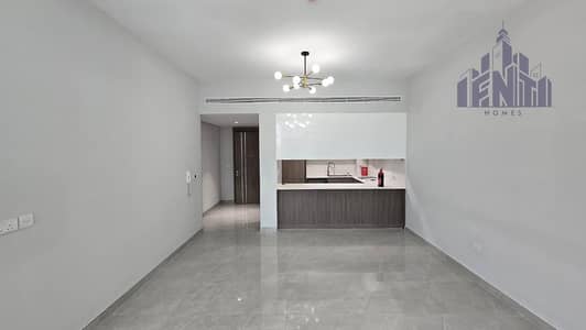 2 Bedroom Flat for Rent in Dubai Silicon Oasis (DSO), Dubai - 2 bedroom+store , Pool view